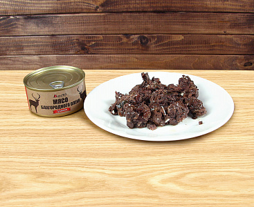 Превью Тушеное мясо Европейского оленя (тушенка из оленины)