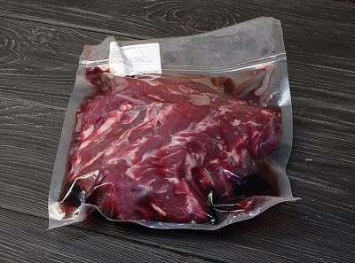 Превью Шея пятнистого оленя без кости